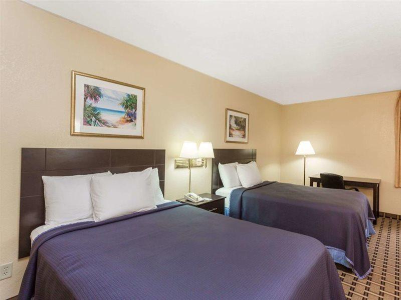 Quality Inn Fort Myers - Cape Coral Экстерьер фото